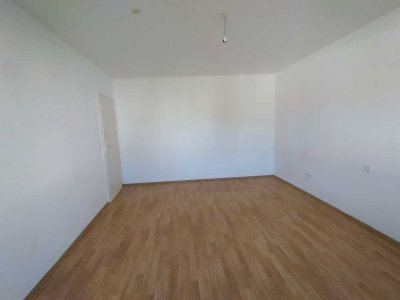 „Gemütliche Zweizimmerwohnung mit Balkon – Perfekt für Investoren!“