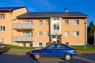 3 Zimmer sofort möglich.