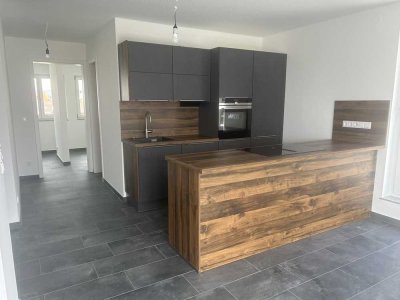 2-Zimmer-Wohnung mit gehobener Innenausstattung mit EBK