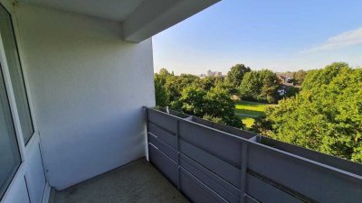 1-Zimmer-Wohnung in Bremen-Gröpelingen mit Laminat und Balkon