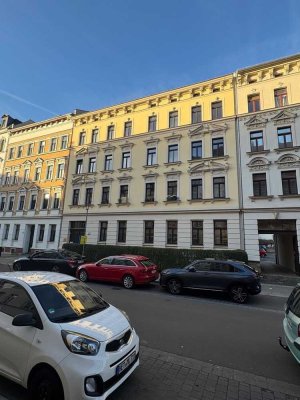 Gohlis Süd | 4 Zimmer | Maisonette | 2 Bäder | Balkon | Stellplatz