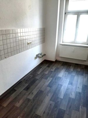 NEU RENOVIERT!! 2-Zimmer Wohnung zu vermieten