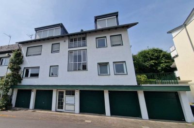 Stilvolle 3-Zimmer-Wohnung mit Balkon, Einbauküche und Garagen in Bonn