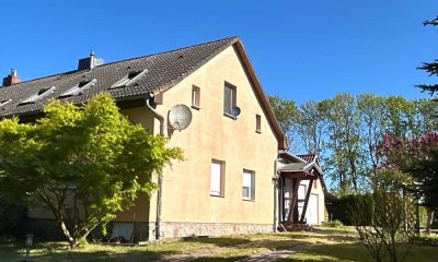 Familienfreundliche Doppelhaushälfte in ländlicher Idylle