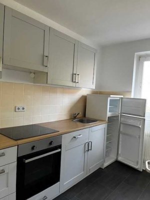 Einziehen und wohlfühlen ! 3- Zimmer-Wohnung mit EBK***