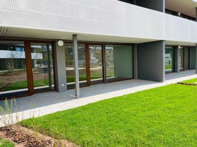 Schickes 2-Zimmer-Apartment mit SW-Terrasse und Garten. Wohl umsorgt & altersgerecht Wohnen!