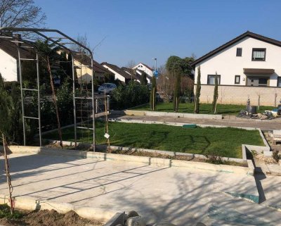 Kernsaniert,1 Schlafzimmer, 1 Wohnzimmer, Küche, großes Badzimmer   Provision frei