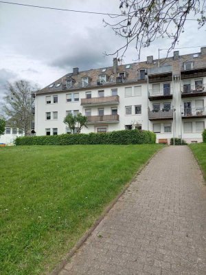 Helle 2 ZKB Wohnung mit Balkon in Koblenz Niederberg