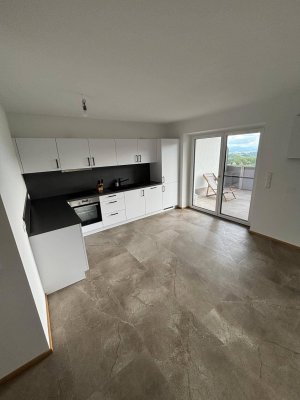 Traumhafte Neubauwohnung mit Bergpanorama &amp; Wohlfühl-Loggia