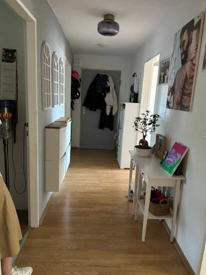 Dachgeschoss mit 49 m² Wohnfläche in Frankfurt am Main – Gotenstraße