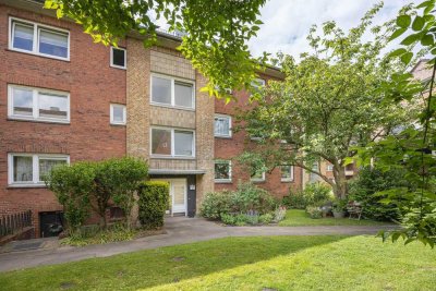 Attraktives Wohnen: Etagenwohnung mit Balkon und Garagenstellplatz