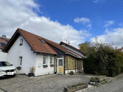 *NEU* NUR STREICHEN UND EINZIEHEN! GEMÜTLICHES EINFAMILIENHAUS IN RUHELAGE! JETZT BESICHTIGEN!