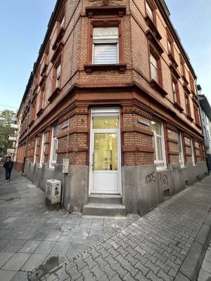 Zuhause mit 5 Zimmern und viel Platz in Mannheim