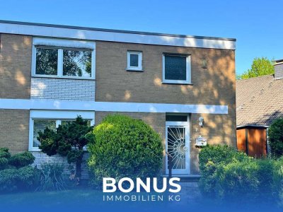 Renovierungsbedürftiges Reihenendhaus in Erkelenz * Wfl. ca. 125 m² * Grd. ca. 596 m² * Garage