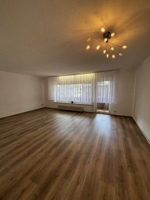 Elegante 3-Zimmer Wohnung mit Balkon in Moers