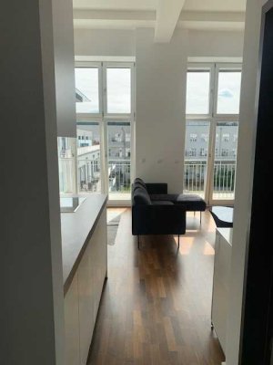 Hochwertiges  1-Zimmer Loft-Appartement mit Schlafgalerie und großem Sonnenbalkon