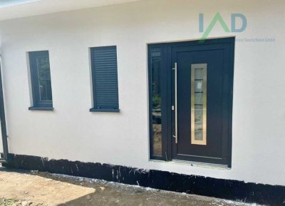 NEUBAU - ruhige Doppelhaushälfte in zweiter Reihe