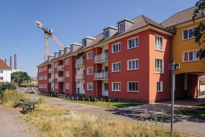 Zimmer innerhalb einer 2er-WG // DG links