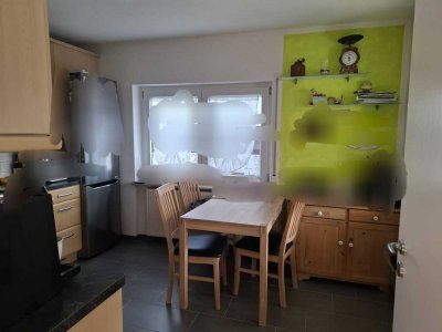 Helle lichtdurchflutete 3 Zimmer Erdgeschoss Wohnung