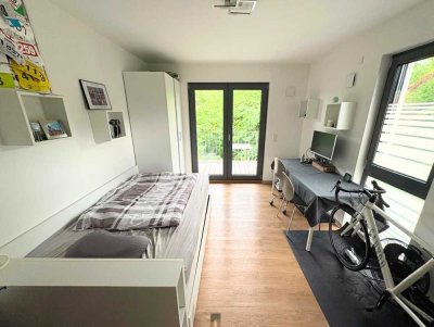 STUDENTEN AUFGEPASST - Charmantes, möbliertes Apartment mit Balkon & EBK in Studentenwohnheim
