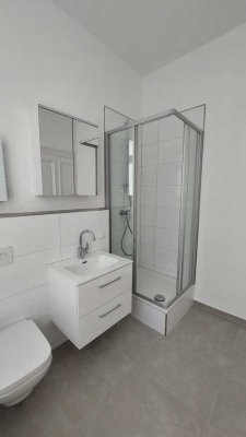 Charmante 2-Zimmer Wohnung im 1. OG, frisch saniert in Bonn-Castell