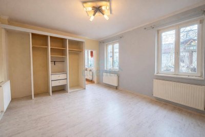 Investitionschance: Leerstehendes Bestandsobjekt mit Potenzial zur Aufteilung in 3 Einheiten - 275m²