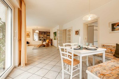 MANNELLA *Eleganz, Komfort & viel Platz zum Wohlfühlen* Freistehendes Haus für die Familie.