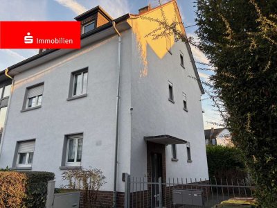 Frankfurt Sossenheim: Ruhig gelegenes Mehrfamilienhaus mit 3 attraktiven Wohneinheiten