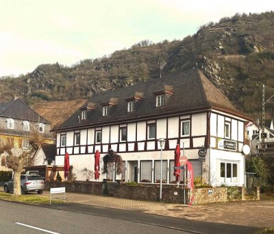 Starten Sie jetzt in die neue Saison -  Restaurant mit Terrasse - direkt am Rhein - Neu saniert