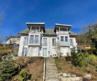 Spektakuläres 2-Fam.-Haus mit Weitblick über den Evingser Grüngürtel