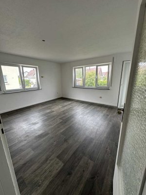 Schöne und vollständig renovierte 3,5-Zimmer-Wohnung mit Terrasse in iffezheim