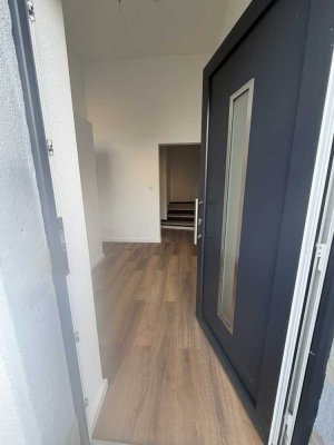 Große Moderne Traumwohnung – perfekt für Büro, Praxis oder Studio!