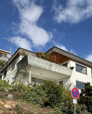Charmantes Einfamilienhaus mit Ausbaupotenzial in ruhiger Lage von Leonberg-Ramtel