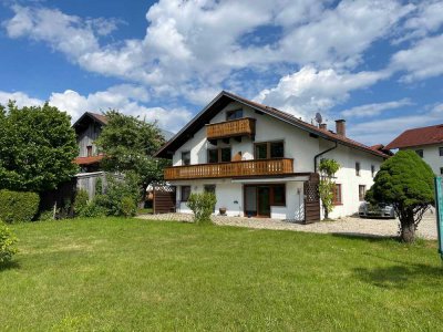 Gemütliche Dachgeschosswohnung mit 2 Balkonen und herrlichem Blick über den See