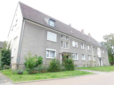 Gemütliche 3-Zi.-DG-Whg. mit neuem Bad und neuem Boden