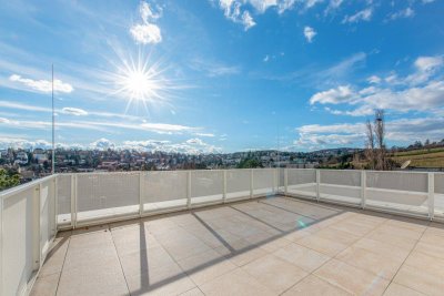 Exklusive Dachgeschoss-Maisonettewohnung mit atemberaubender Aussicht in Döblinger Ruhelage inkl. Stellplatz