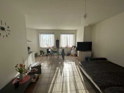 Von Privat - Teilmöbliertes Apartment in Leverkusen Bergisch-Neukirchen von privat