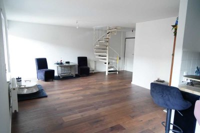 Moderne 4,5 - Zimmer - Maisonette in zentraler Lage in Schwetzingen. Status: Reserviert