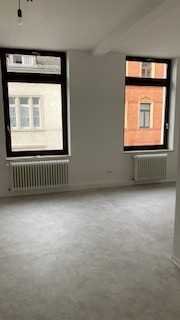 Ideal für Studenten ! 1 Zimmer-Wohnung, Kochnische, Bad -  Zentrale Lage