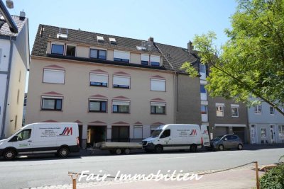 * WOLTMERSHAUSEN│Gepflegte 4- Zimmer- Dachgeschosswohnung mit Dachstudio in zentraler Lage