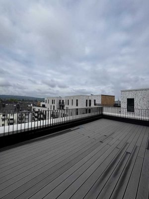 Helle Dachgeschosswohnung mit Dachterrasse