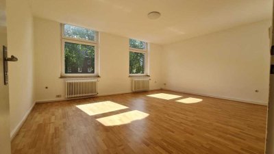 2,5 Zimmer Wohnung 1.OG mit Balkon, Wesel Innenstadt