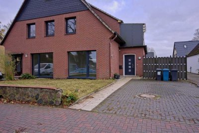 Trittau - Traumhafte sanierte 4 Zimmer EG Wohnung in Sackgassenlage zu vermieten