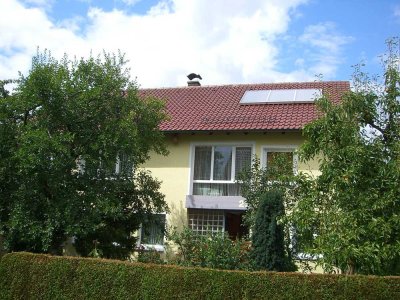 Gepflegte Untergeschoßwohnung mit einem Zimmer und Einbauküche in Schwäbisch Hall