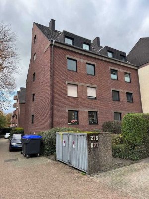 Aufwendig modernisierte Maisonette Wohnung in Krefeld Fischeln