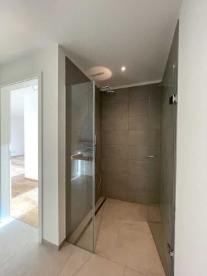 *reserviert* Hochwertige 2-Raum-Wohnung mit Terrasse und Einbauküche in Flensburg