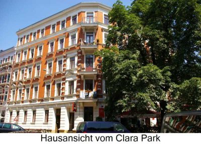 Sanierte 5-Zimmer Altbauwohnung am Clara Park !