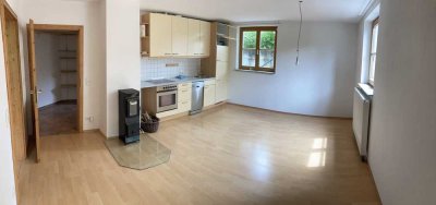 2-Zimmer Souterrain Wohnung in Feldafing/Garatshausen