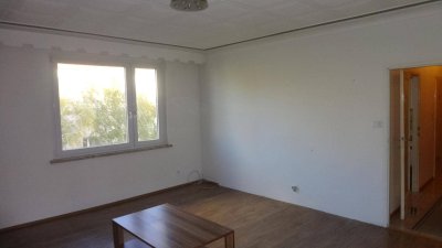 WG - fähige 3 Zimmer Wohnung - Schnäppchen - nahe dem Flughafen, in Fischamend ! Reduzierter Fixpreis!