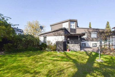 Architektonisch charmante Doppelhaushälfte mit vielseitigem Nutzungspotential in BS!